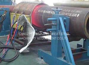Induction heating elbow forming machine